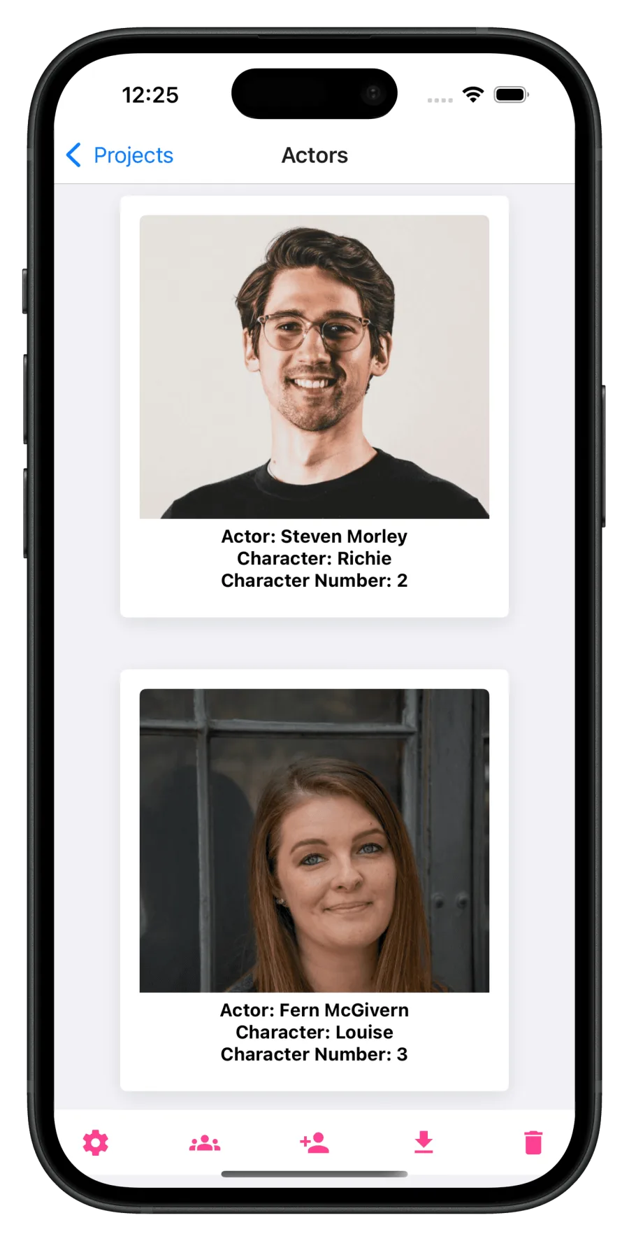 Last Looks actors screen listing each actor with their character name and number